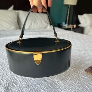 Bienen-Davis vintage leather makeup travel case or handbag